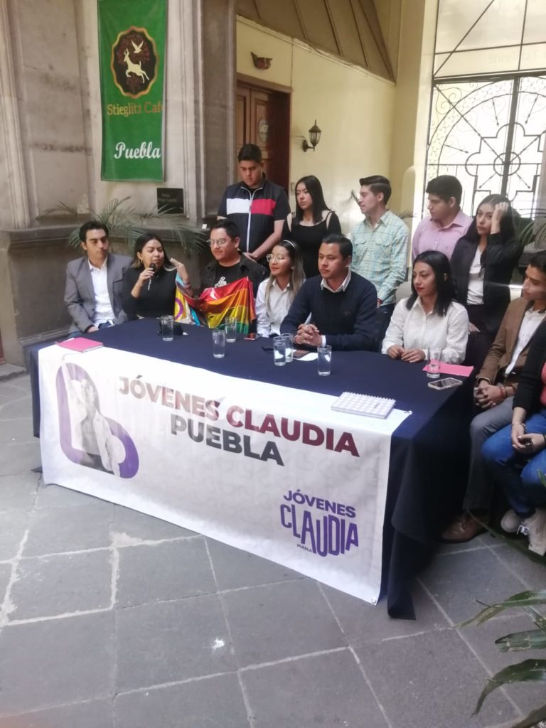 Jóvenes con Claudia