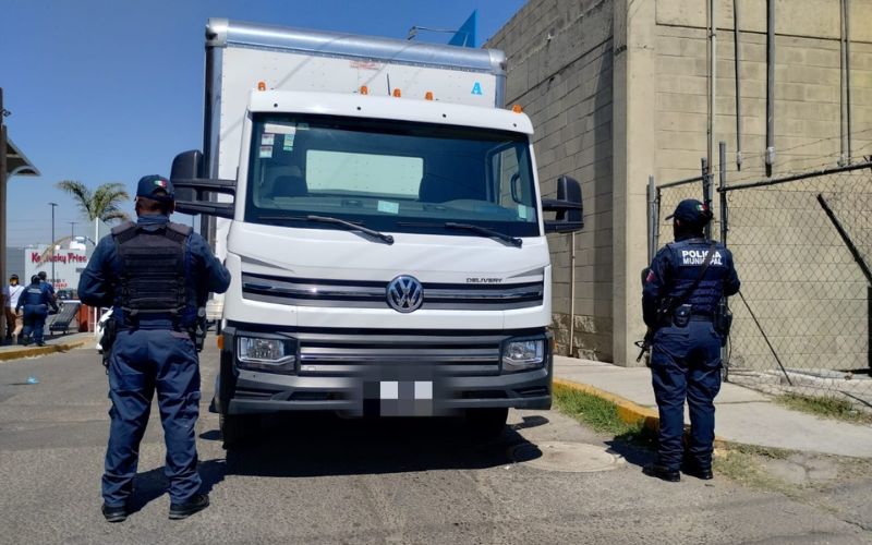 SSCyPC Cuautlancingo recupera vehículo con reporte de robo
