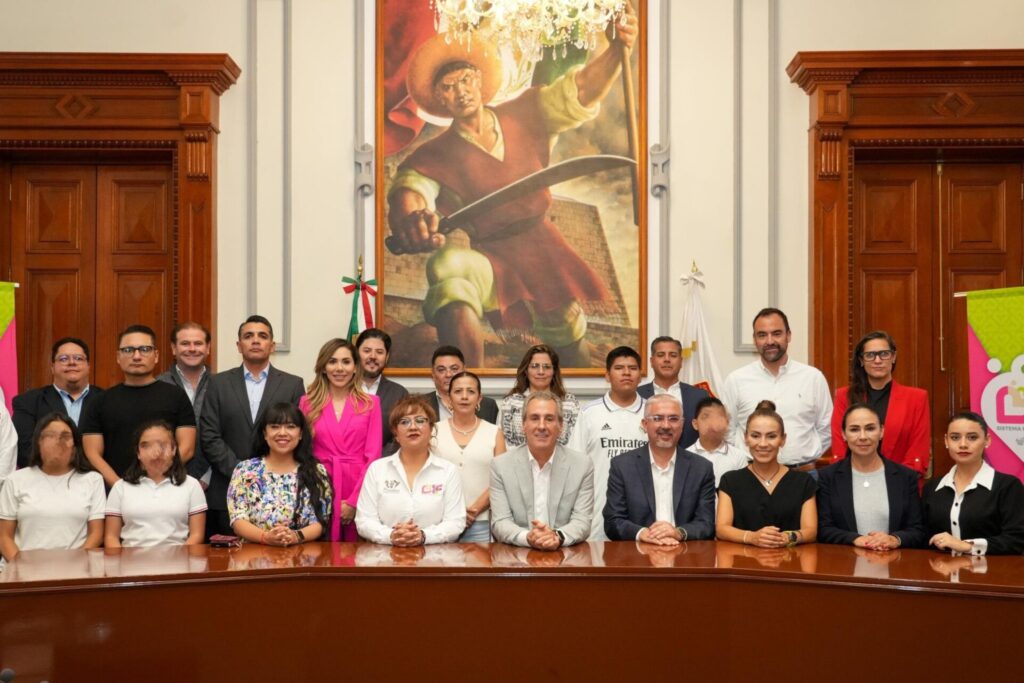 Pepe Chedraui instala el SIPINNA 2024-2027 en Puebla capital