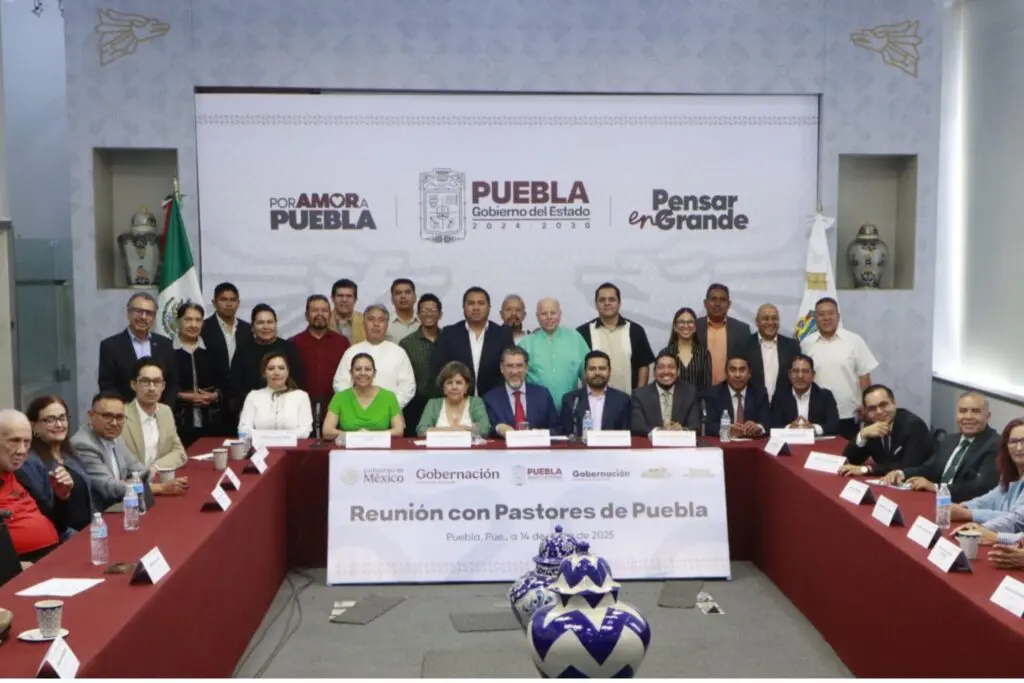 SEGOB federal se reúne con pastores religiosos de Puebla