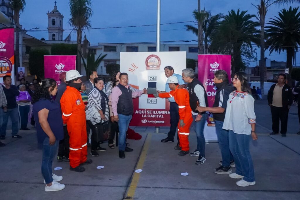 Ayuntamiento lleva Puebla Brilla a San Miguel Canoa
