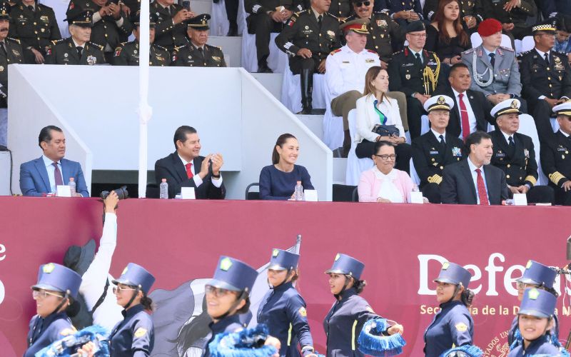 Gabinete federal asiste a Conmemoración del 5 de Mayo