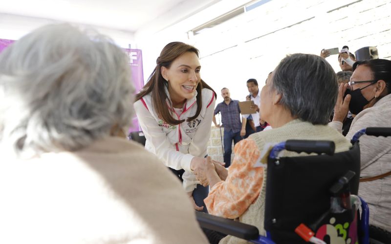 SMDIF Puebla entrega 377 aparatos funcionales en primeros 6 meses