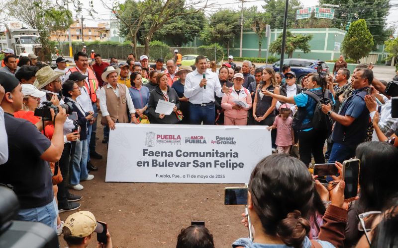 Alejandro Armenta encabeza faena comunitaria en Bulevard San Felipe