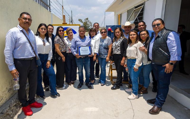 Concejo Municipal de Chignahuapan entrega obras del Centro Escolar