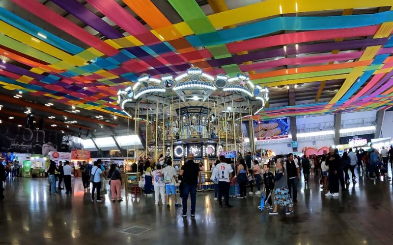 Por alta afluencia, Feria de Puebla amplía su horario