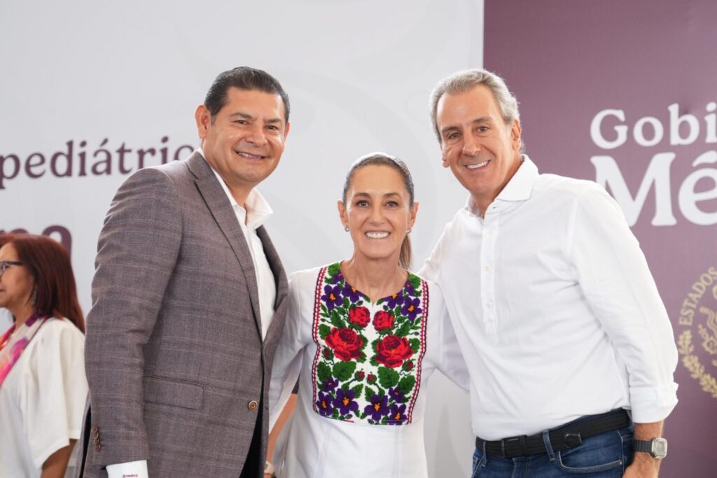 Pepe Chedraui destaca liderazgo de Claudia Sheinbaum en salud infantil