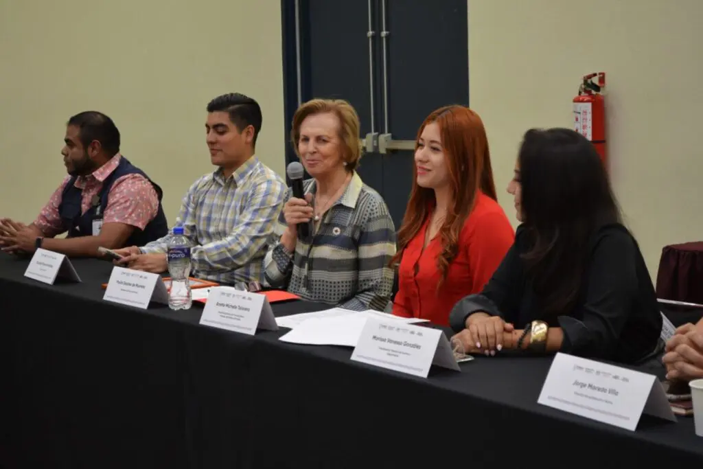 Convenciones y Parques refrenda compromiso con Cruz Roja Mexicana